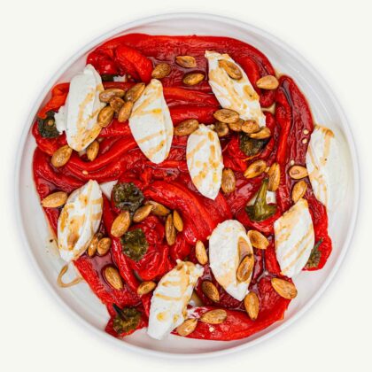 Pieczona papryka z&nbsp;wędzonym labneh